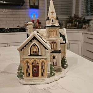Village Square Porcelain Lighted Church 1995 Christmas Mervyns